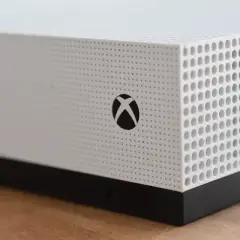 Xbox One S czy X - która konsola naprawdę zasługuje na Twoje pieniądze?