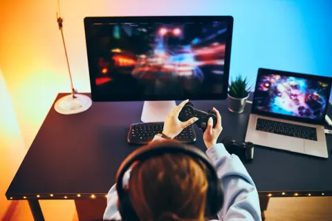 Jak podłączyć PS5 do laptopa? Proste metody i ważne informacje