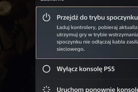 Menu zasilania konsoli PS5 z opcjami: tryb spoczynku, wyłączenie i ponowne uruchomienie.