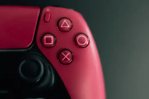 Jak podłączyć pada PS5 do PC: proste metody i wskazówki rozwiązywania problemów