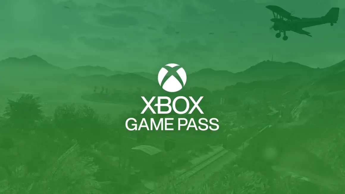 Logo Xbox Game Pass na tle zielonego krajobrazu z samolotem.